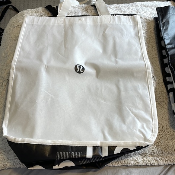 3 large lululemon bags - Picture 4 of 7